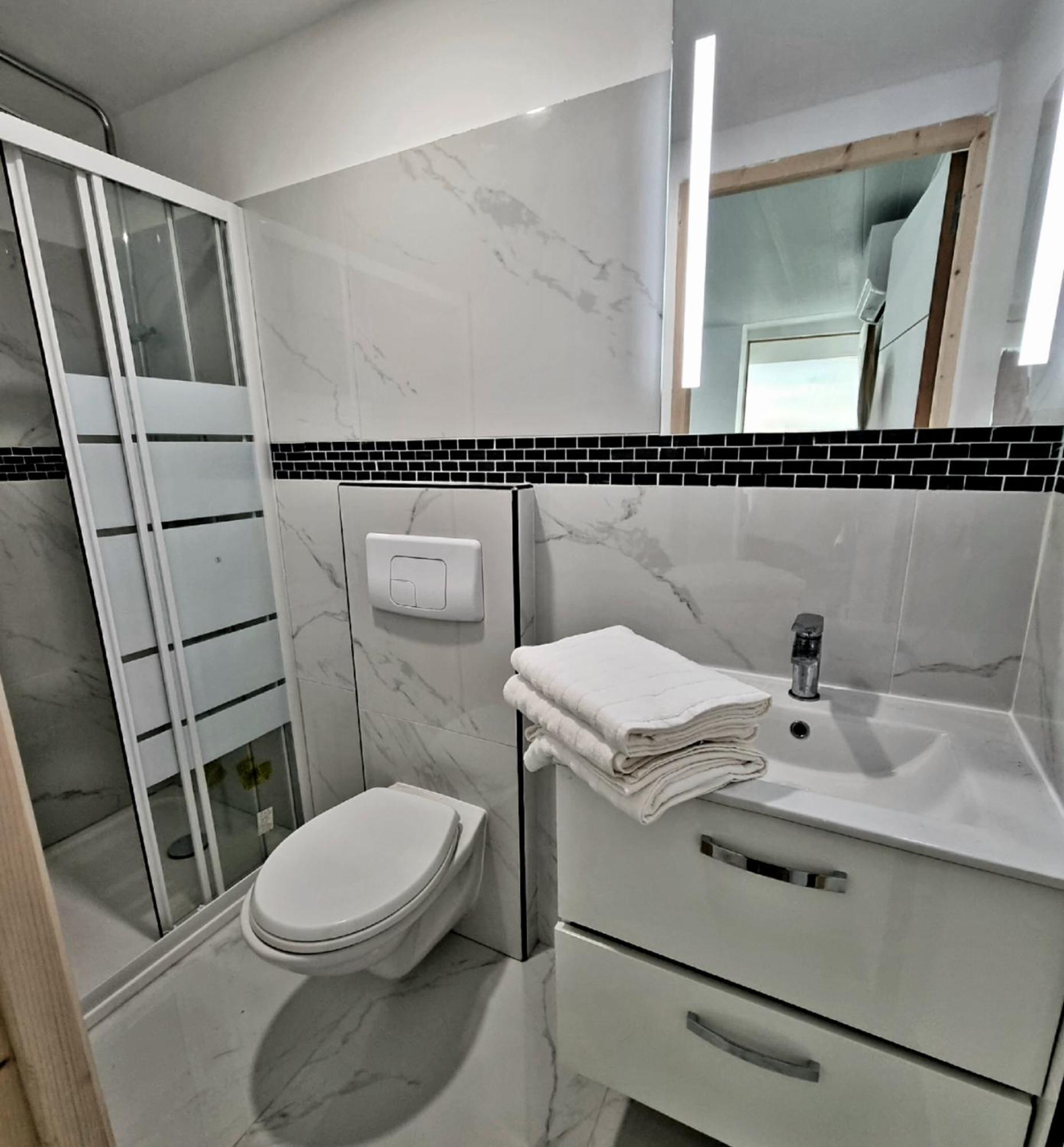 Villa Neuve Avec Piscine Privee Parc Des Calanques 15Min Velodrome Marseille Ngoại thất bức ảnh